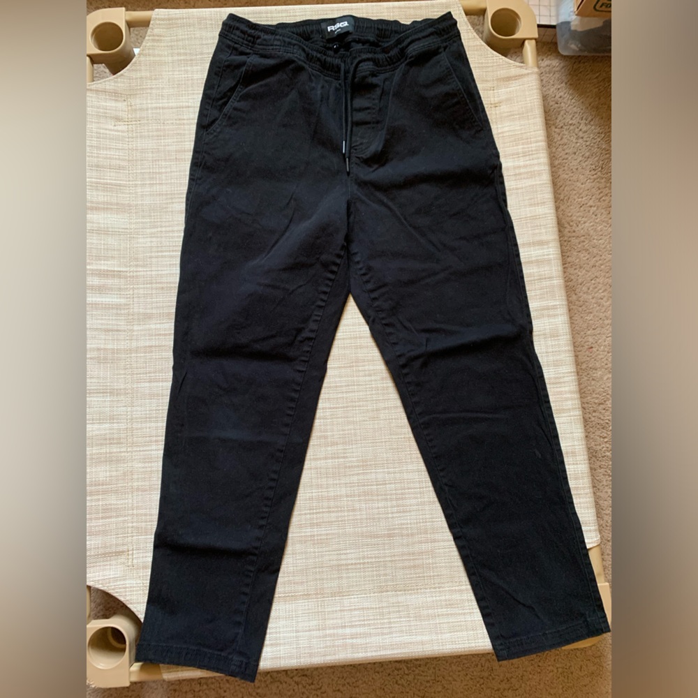 Black stretch twill RSQ pull on pant men’s medium